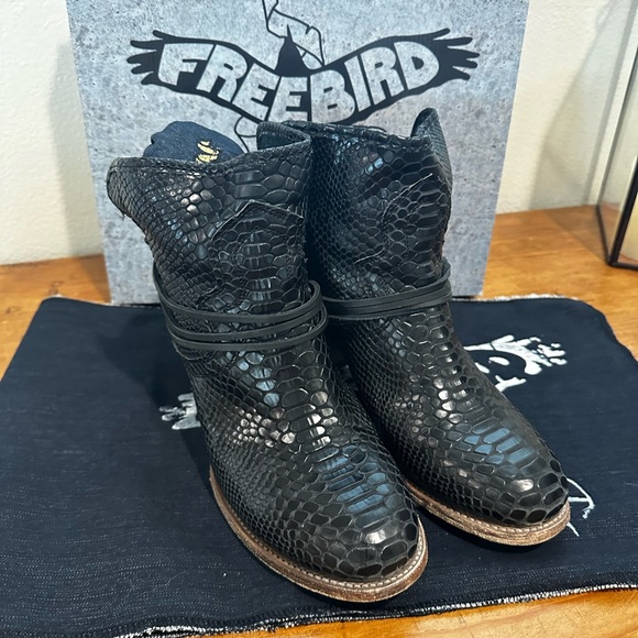 freebird Shoes - Freebird Black Snake Boots